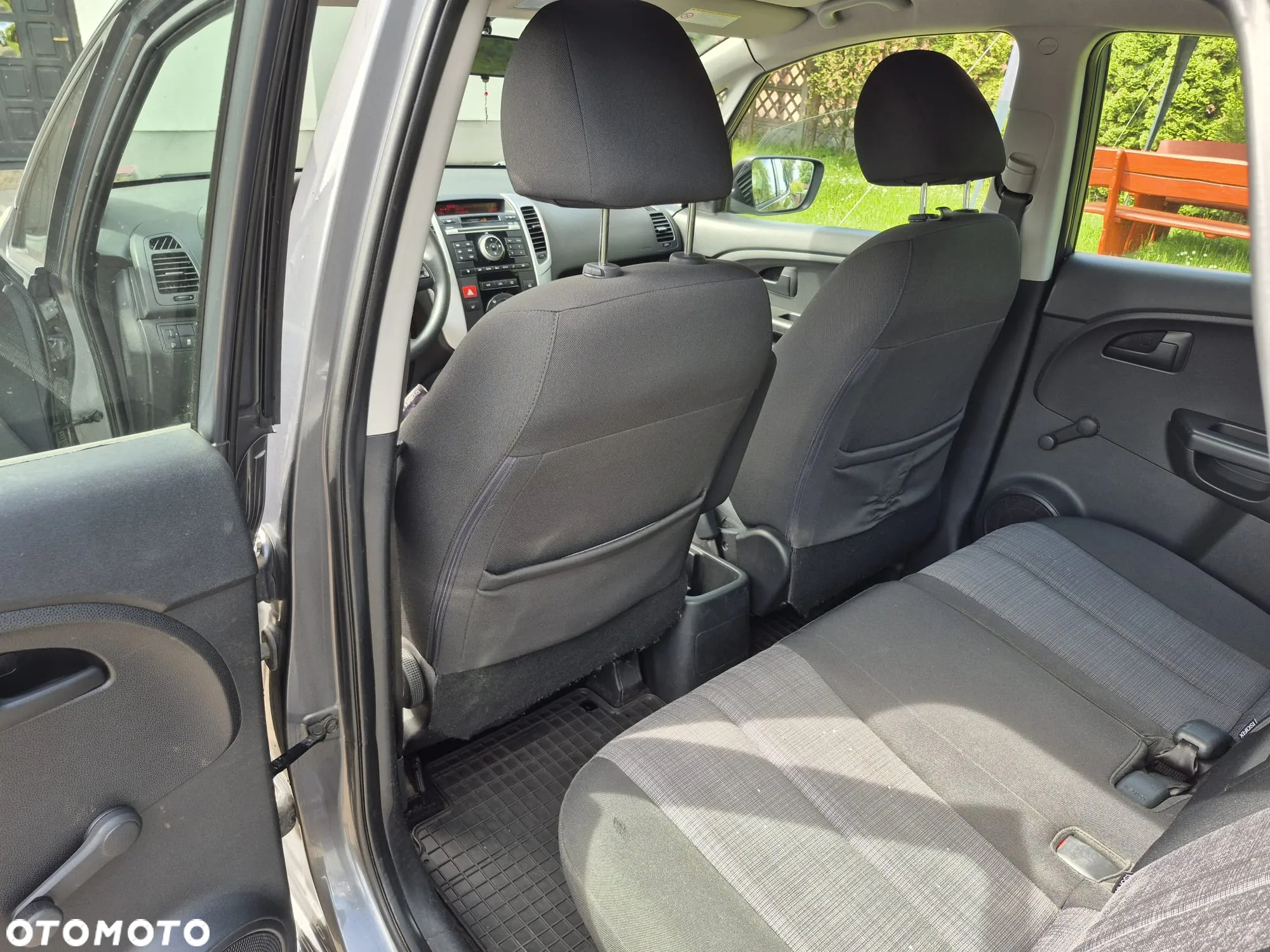 Kia Venga - 4