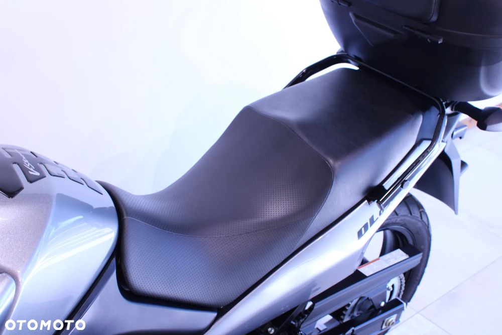 Suzuki DL - 17