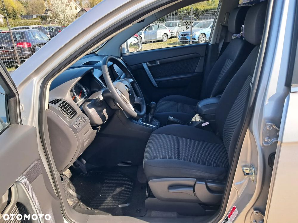 Chevrolet Captiva 2.4 2WD 5 Sitzer LS - 13
