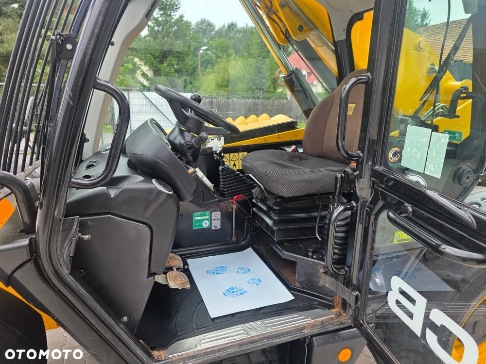 JCB 535-95 - 40