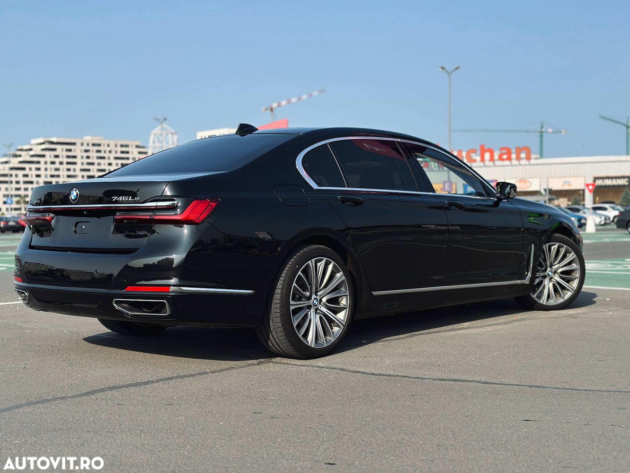 BMW Seria 7 745Le xDrive - 19