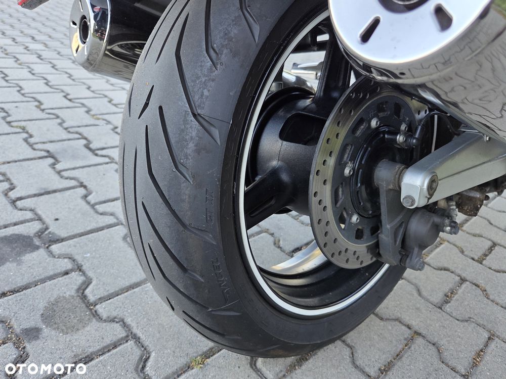 Yamaha FJR - 21
