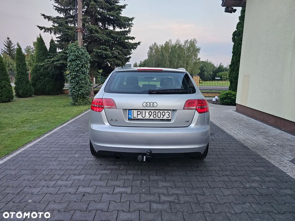 Audi A3 Sportback 1.6 Attraction - 6