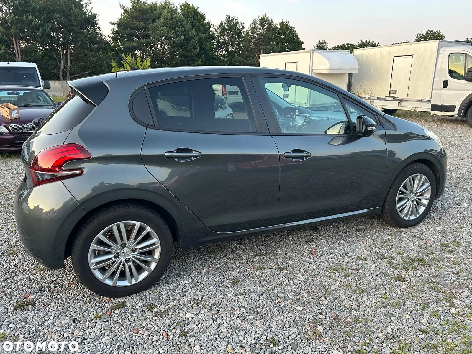 Peugeot 208 1.6 BlueHDi Active S&S - 7
