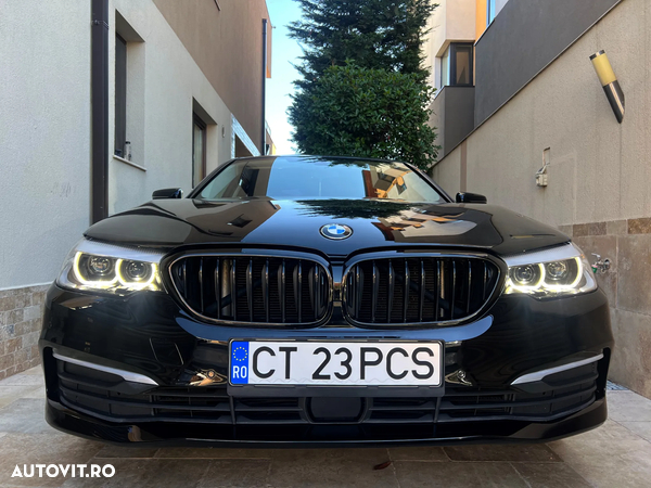 BMW Seria 5 520d AT