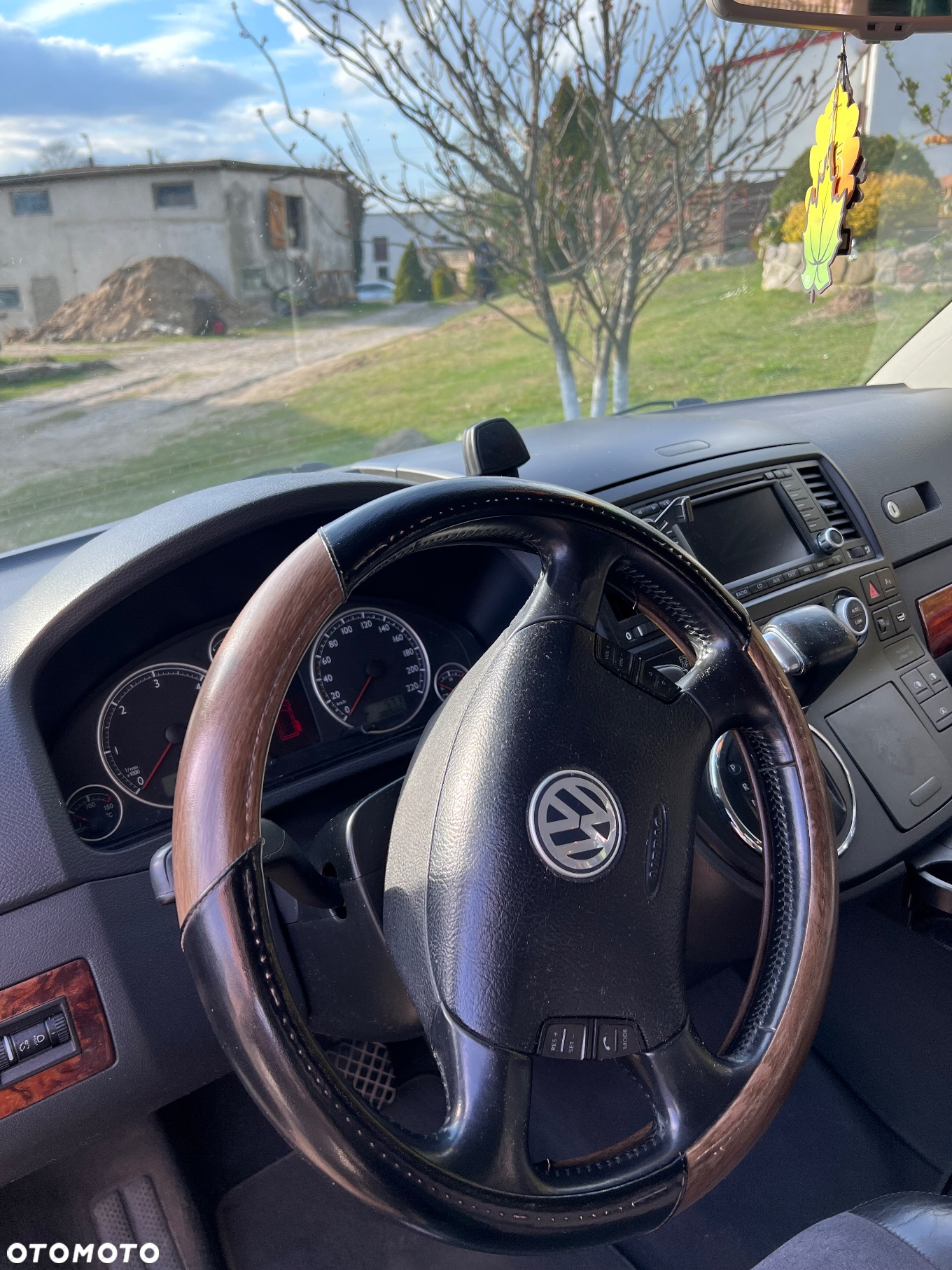 Volkswagen Multivan - 9