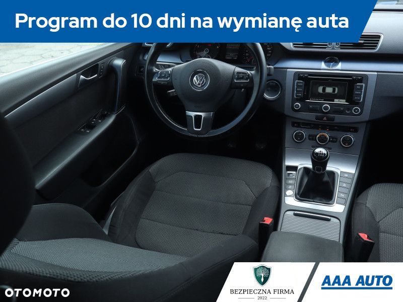 Volkswagen Passat Variant - 9