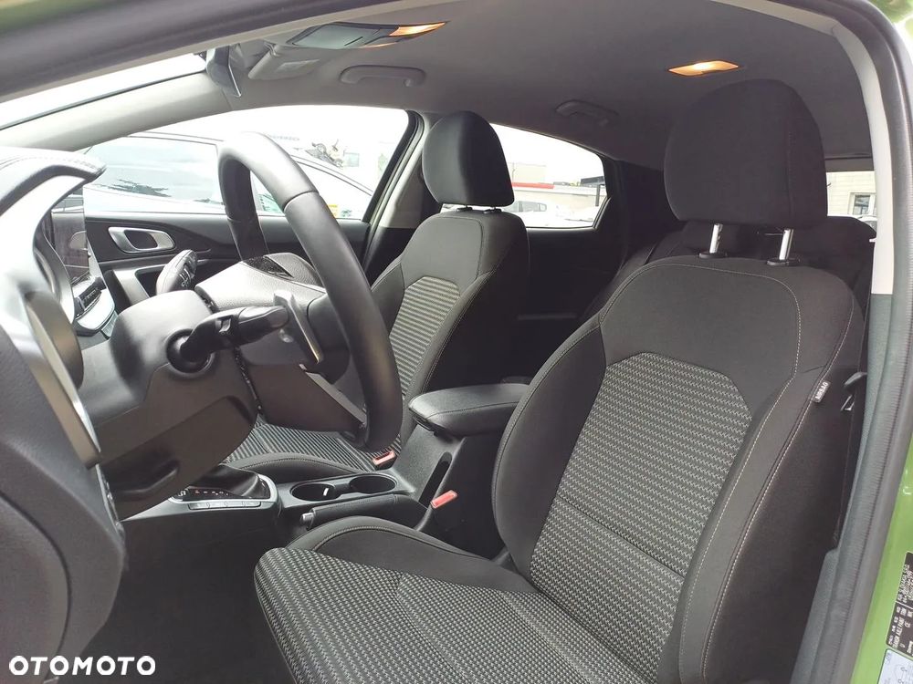 Kia XCeed 1.5 T-GDI M DCT - 11