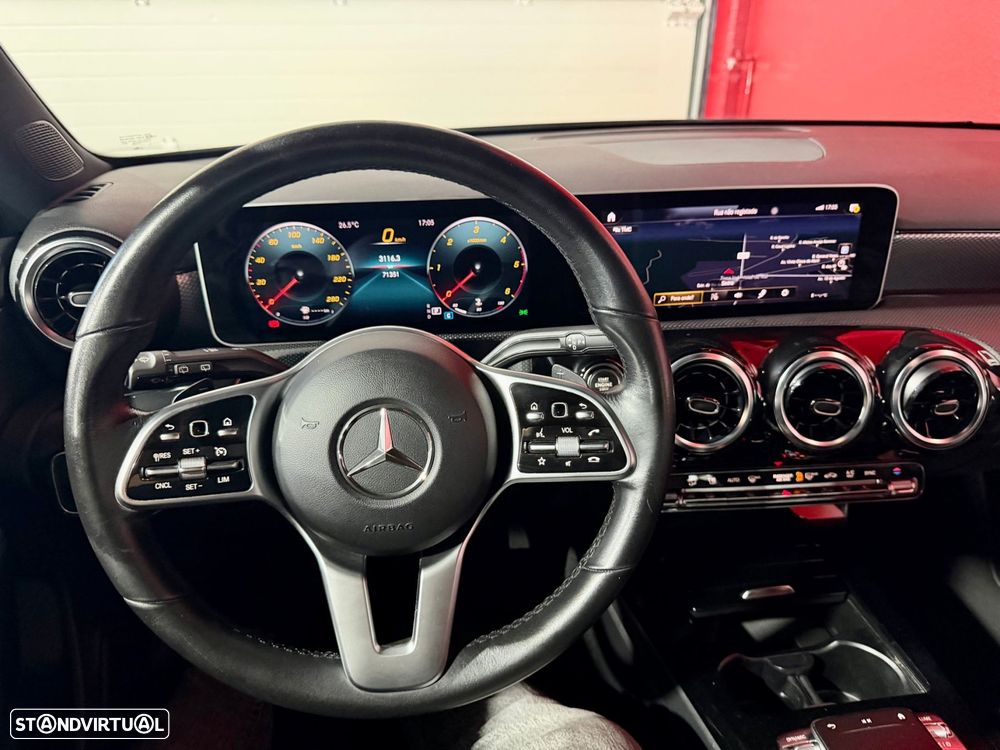 Mercedes-Benz A 180 d Progressive Aut. - 24