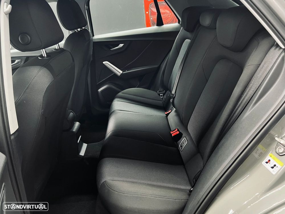 Audi Q2 1.6 TDI Design - 25