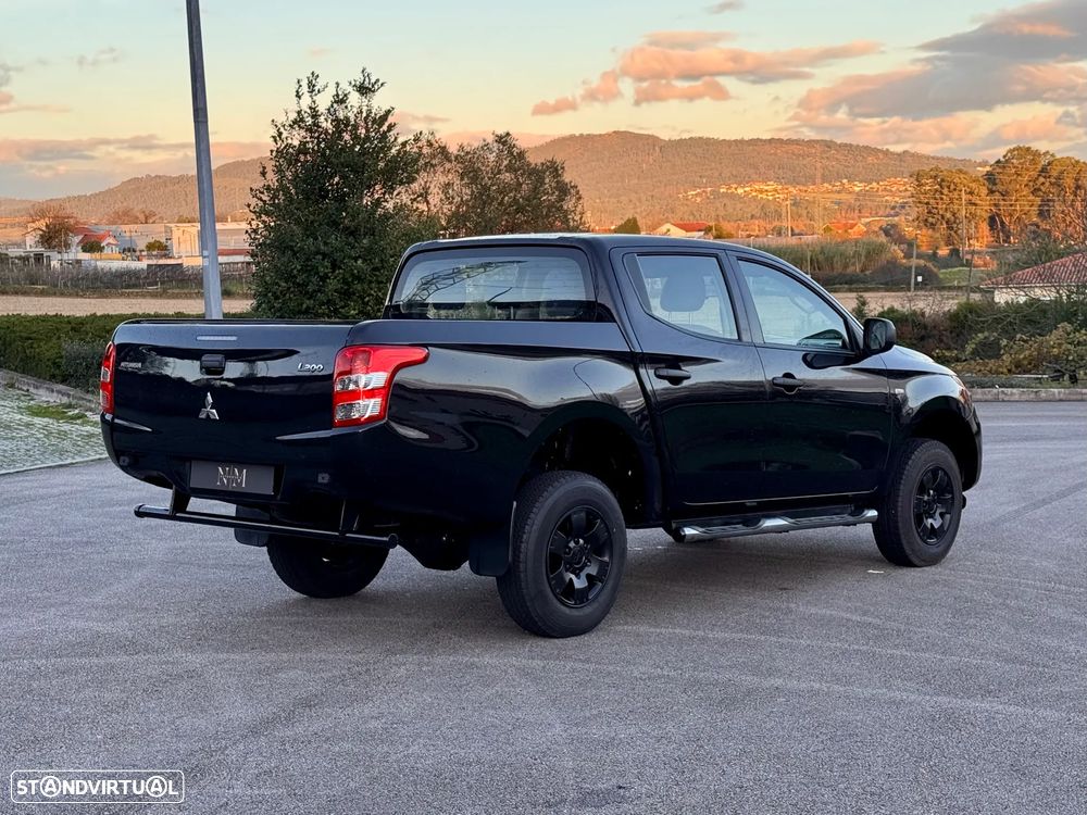 Mitsubishi L200 2.4 DI-D CD Invite 2WD - 14