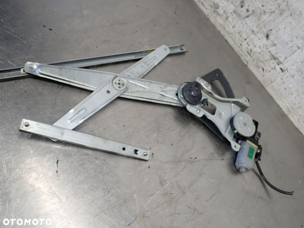 PODNOŚNIK SZYB PRAWY PRZÓD CHEVROLET AVEO 1.2 96942998 - 4