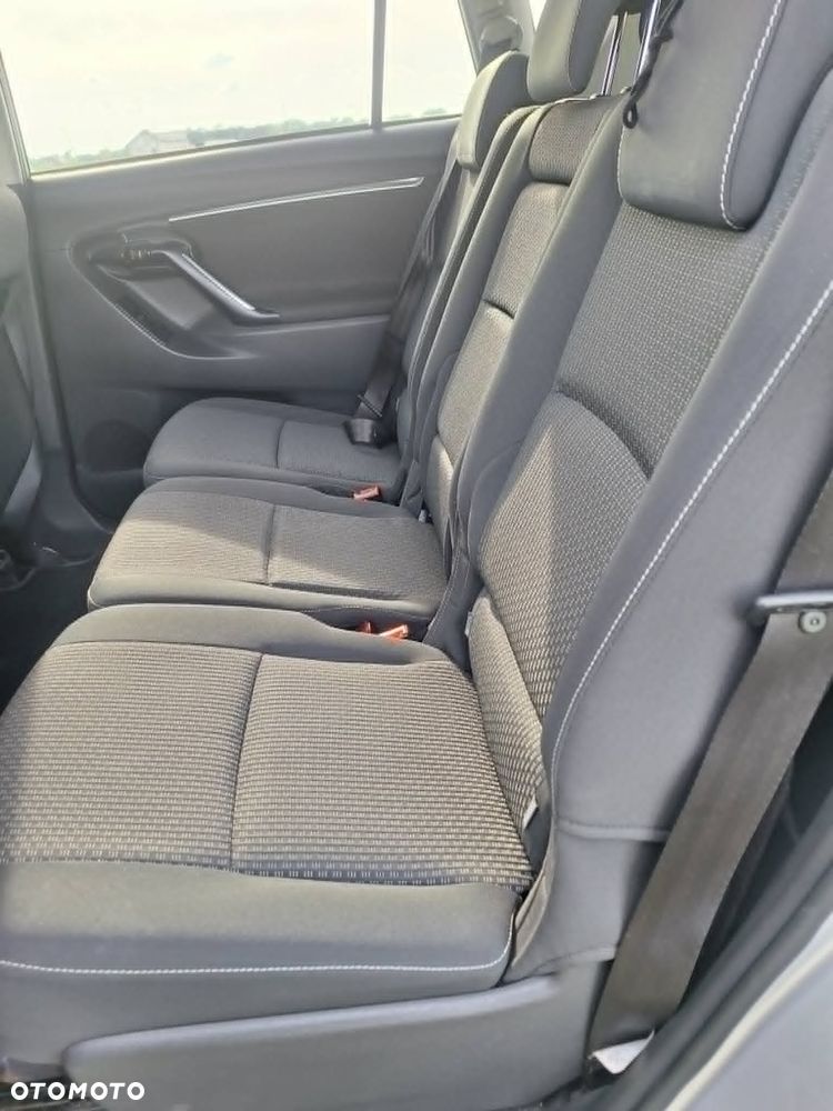 Toyota Verso 2.0 D-4D Premium - 14