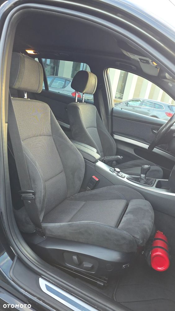 BMW Seria 3 320d - 13