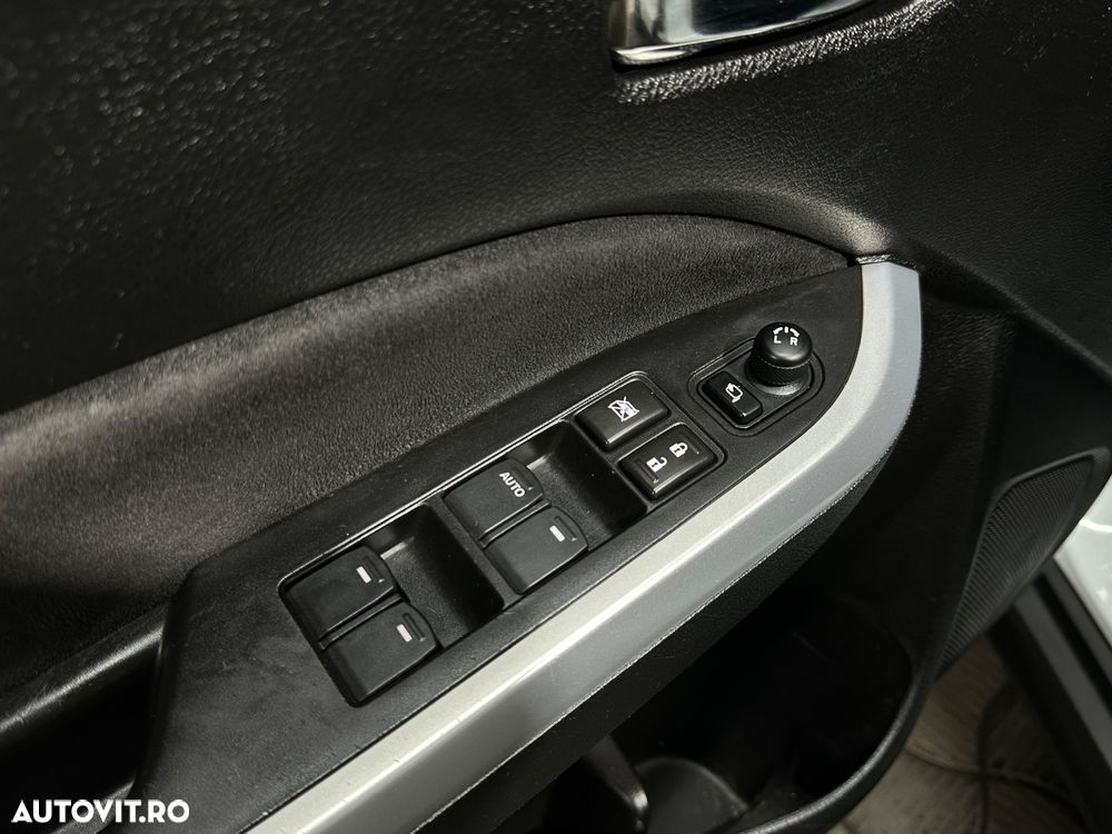 Suzuki Vitara 1.6 4X4 Cool - 15