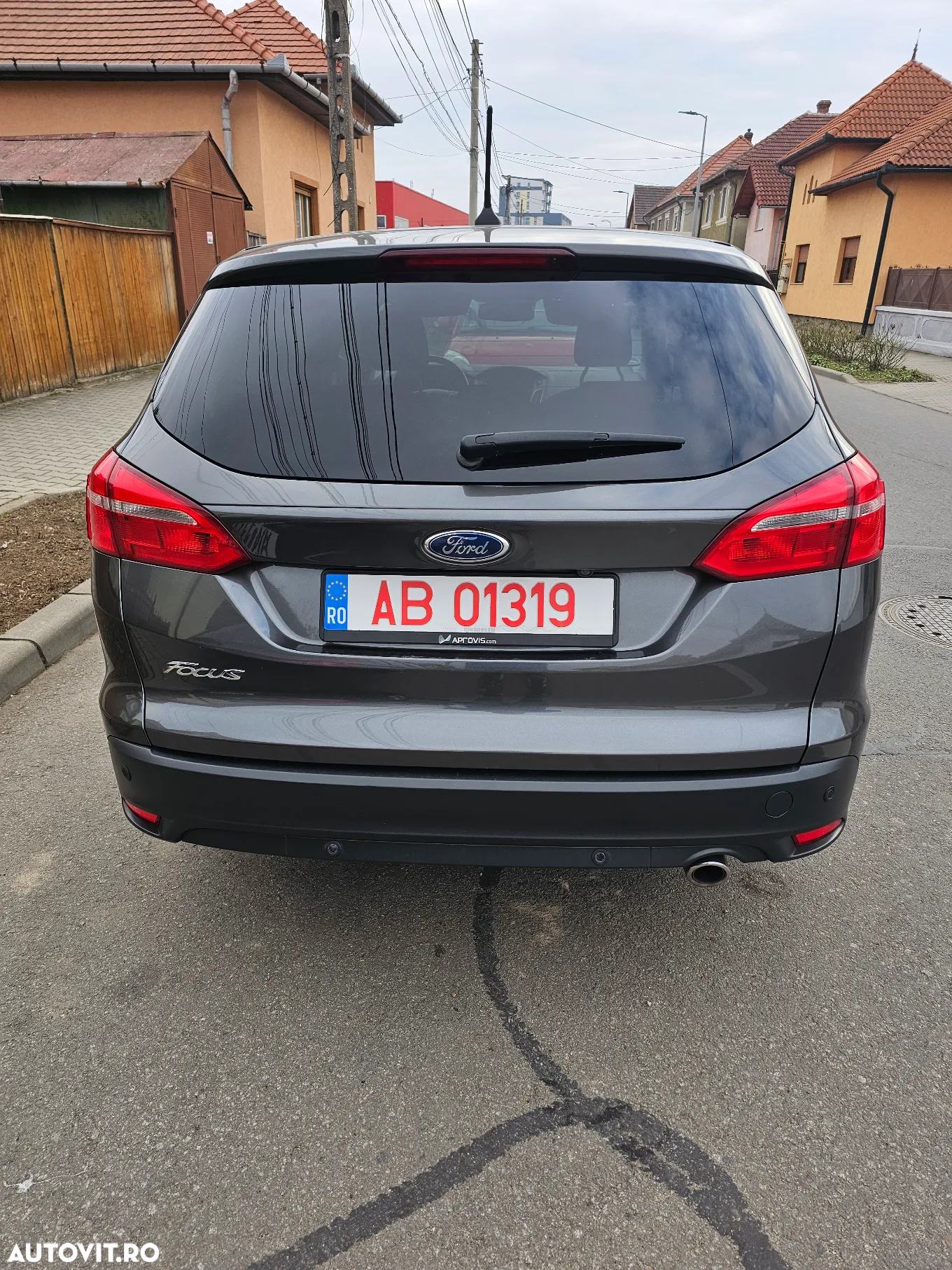 Ford Focus 2.0 TDCi DPF Start-Stopp-System Aut. Titanium - 3