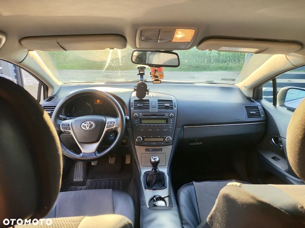 Toyota Avensis 2.0 D-4D Sol - 7