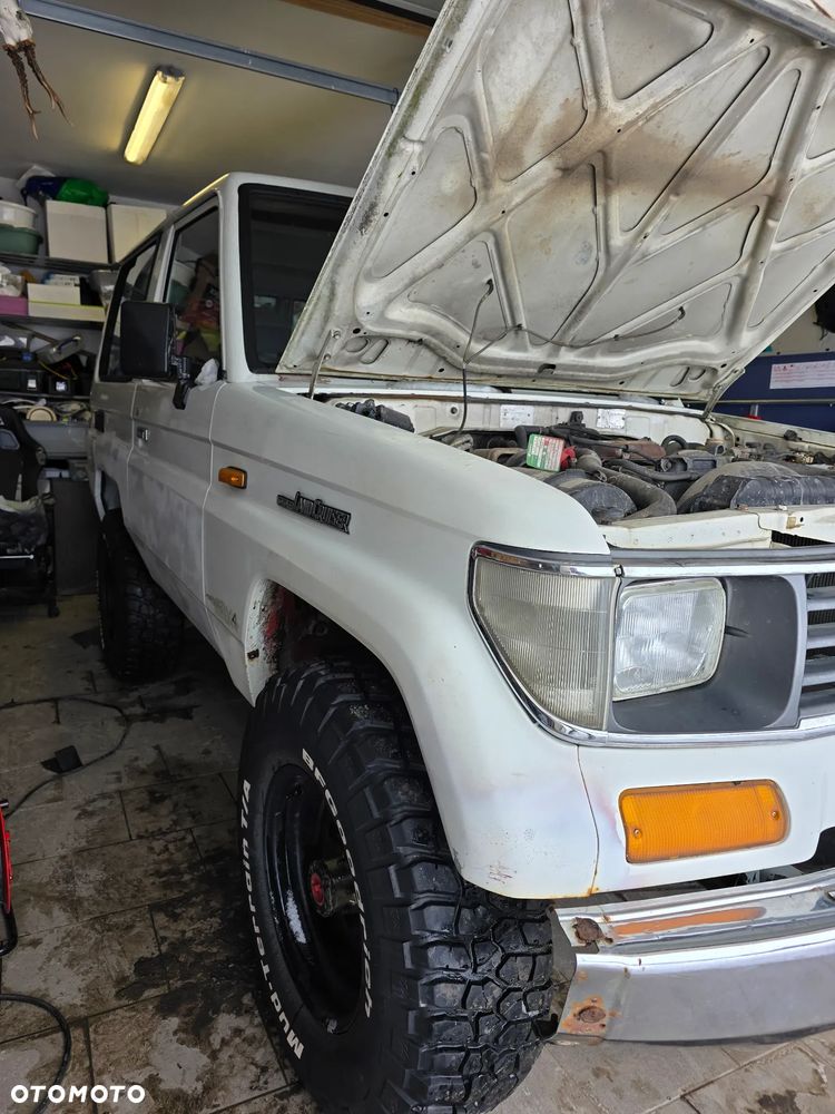 Toyota Land Cruiser LJ70 - 2