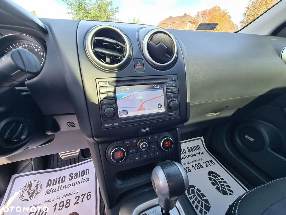 Nissan Qashqai 2.0 4x4 Tekna CVT - 11