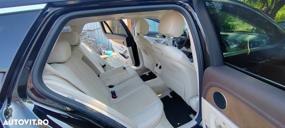 Mercedes-Benz E 220 d 4Matic All-Terrain 9G-TRONIC Avantgarde - 16