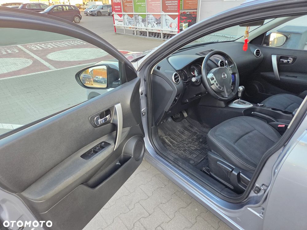 Nissan Qashqai 2.0 dCi 4 x 4 DPF tekna - 10