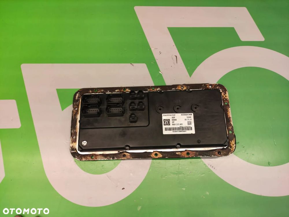 Sterownik Skrzyni ZF  84427300 Steyr 6175 CVT - 4