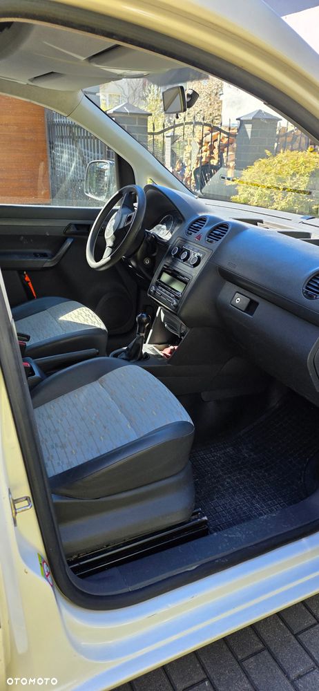 Volkswagen Caddy - 6
