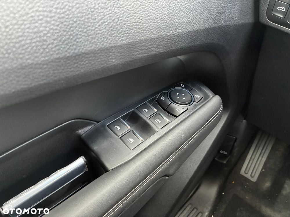 Volkswagen Amarok - 26