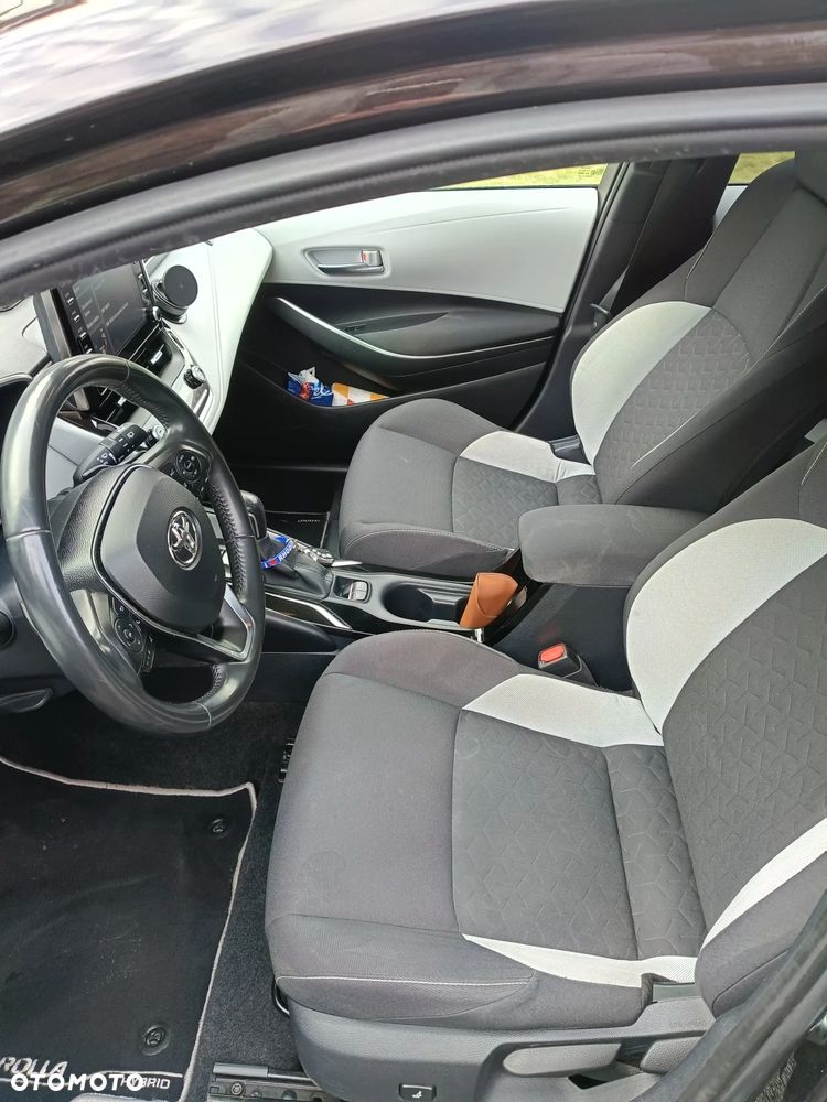 Toyota Corolla 2.0 Hybrid Comfort - 9