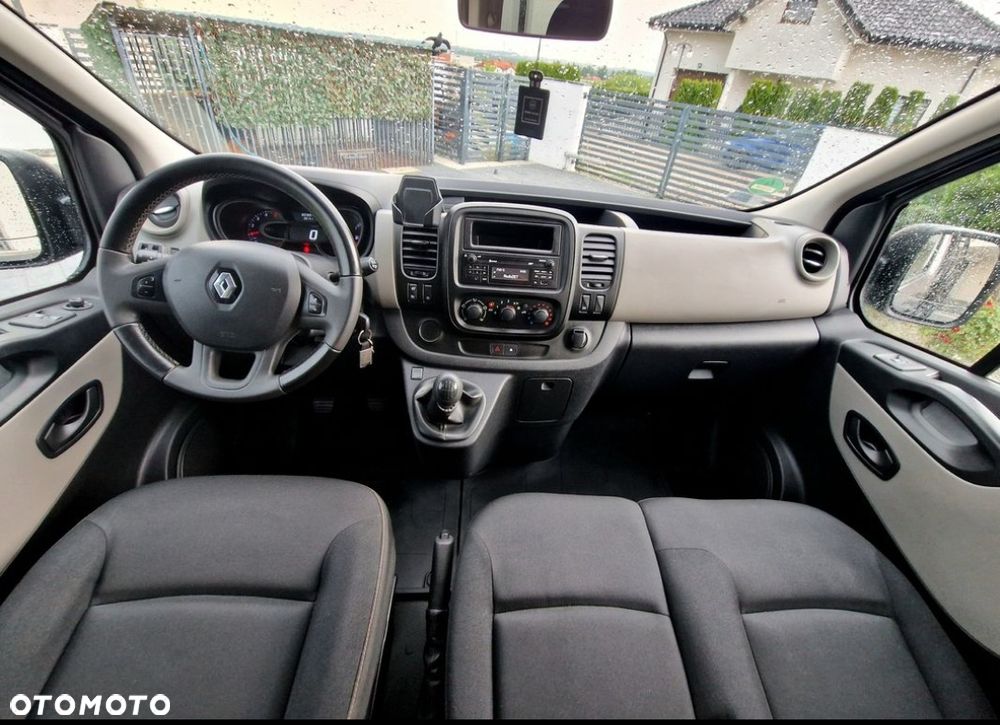 Renault Trafic - 15