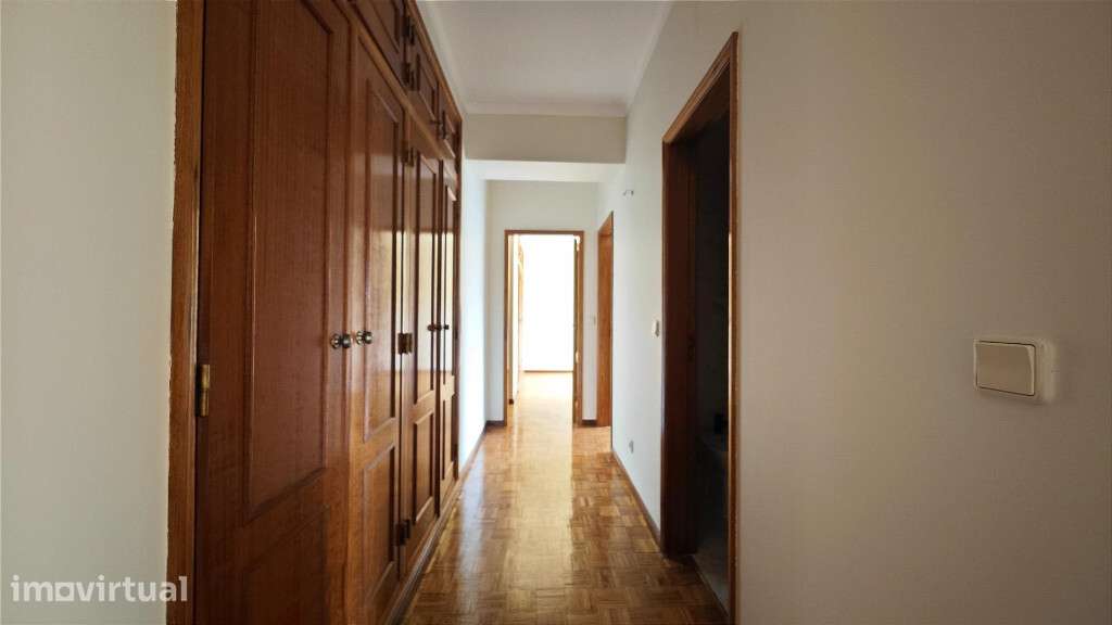 Apartamento T4 Elisio de Moura, Solum, Coimbra - Grande imagem: 5/14
