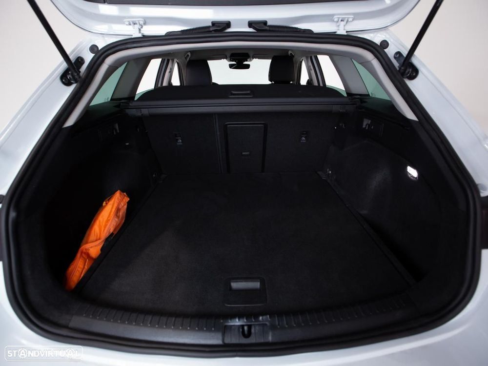 SEAT Leon ST 2.0 TDI FR DSG - 13