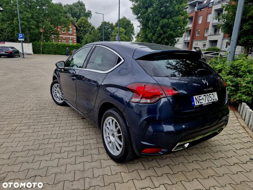 Citroën DS4 1.6 e-HDi SoChic MCP - 4
