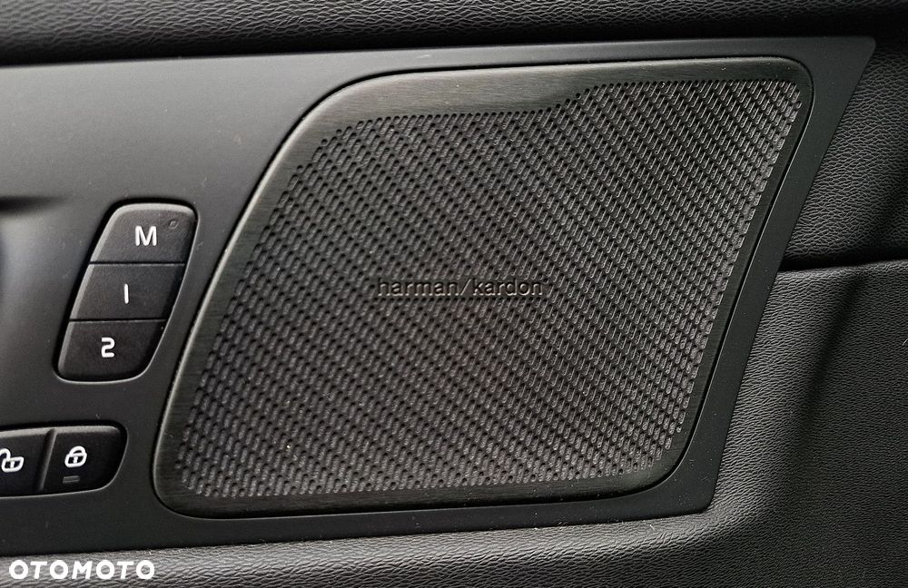 Volvo XC 60 - 26