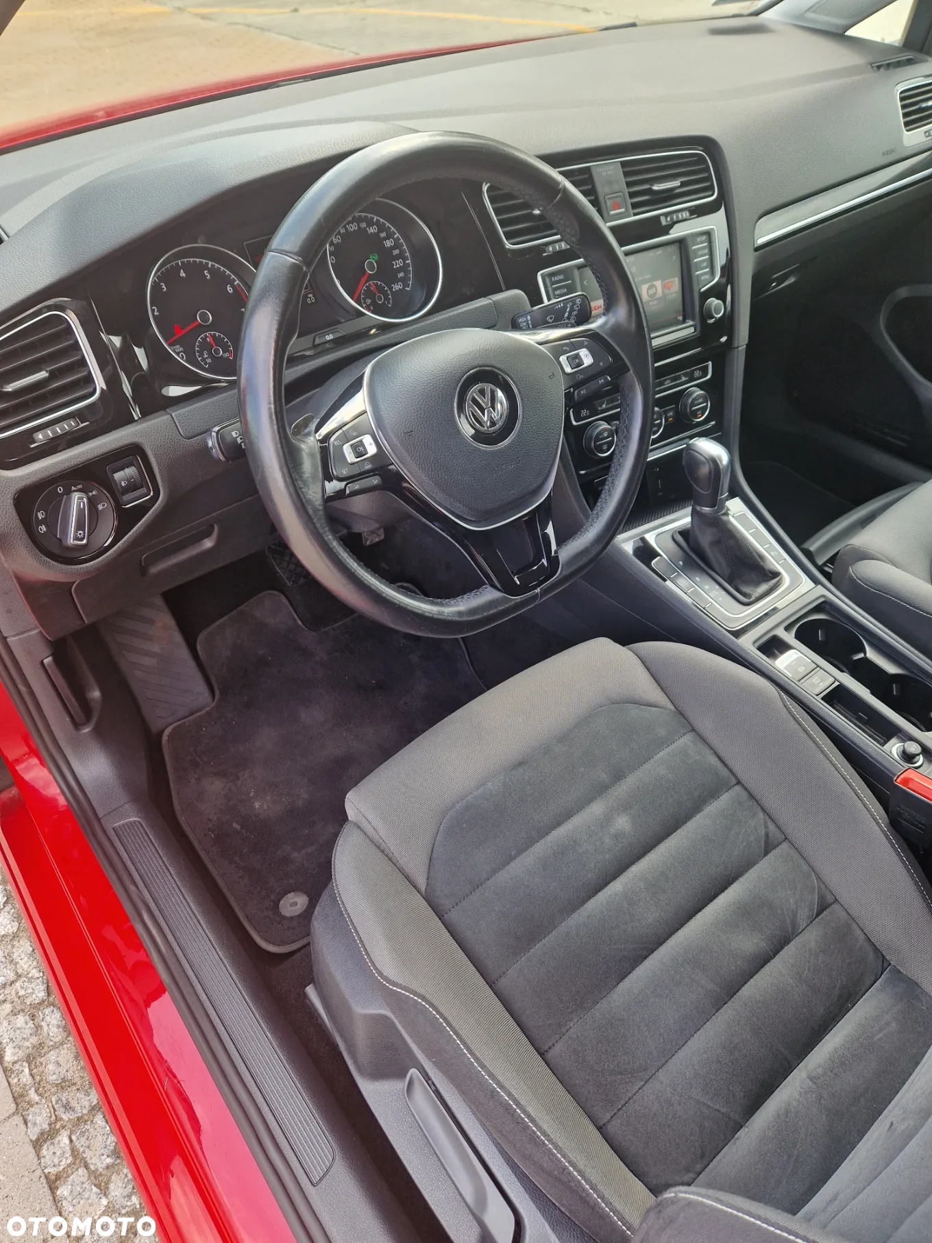 Volkswagen Golf VII 1.4 TSI BMT Highline DSG - 11