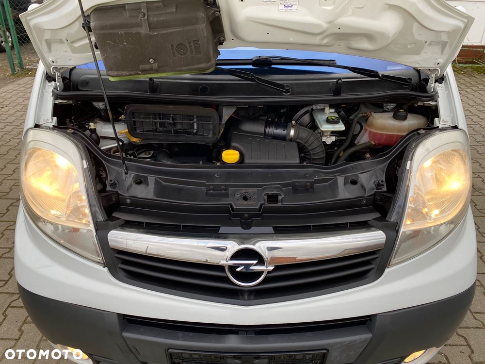 Opel Vivaro - 30