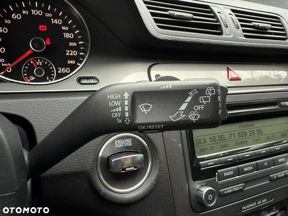 Volkswagen Passat 1.6 - 29