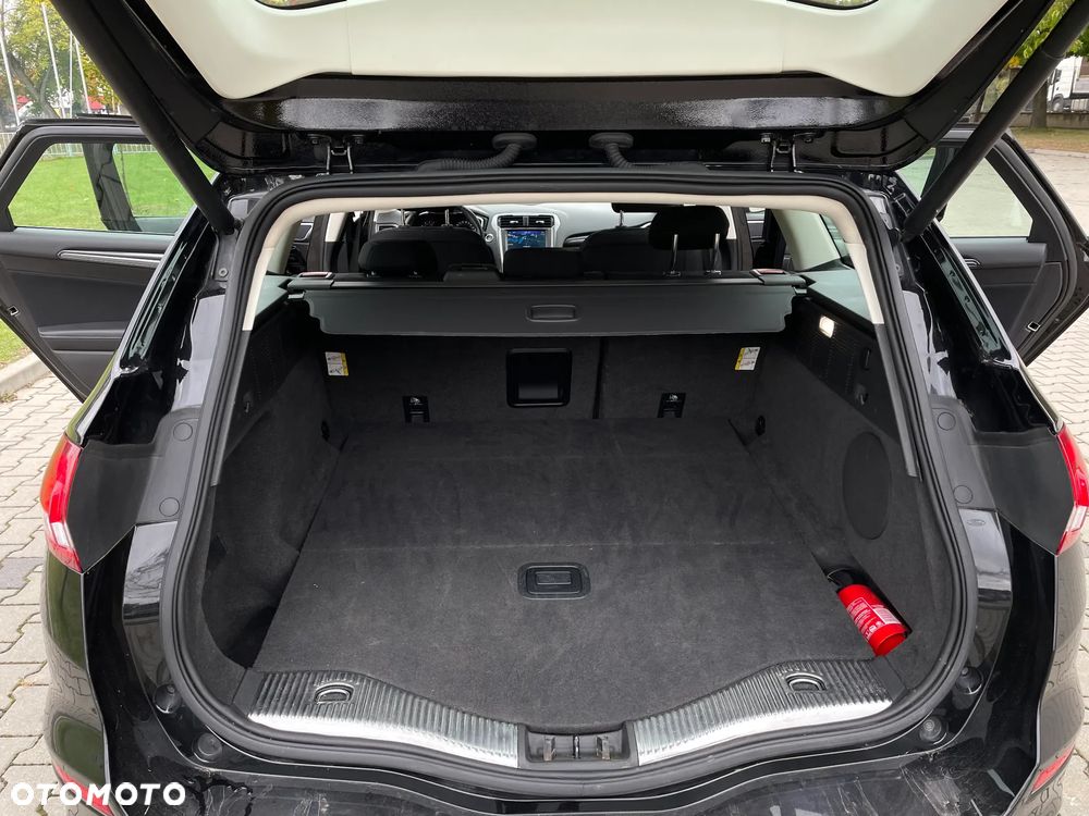 Ford Mondeo 2.0 EcoBlue Titanium - 14