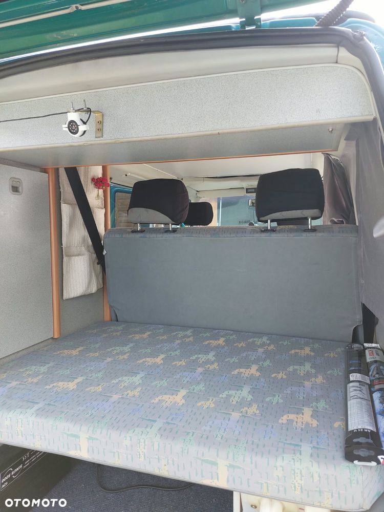 Volkswagen California - 23