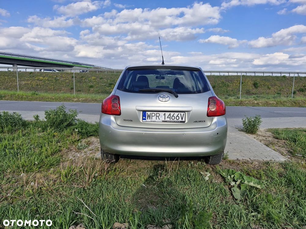 Toyota Auris 1.6 VVT-i Luna - 6