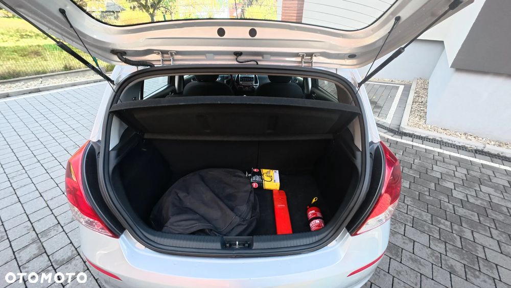 Hyundai i20 1.25 Wersja Jubileuszowa - 7