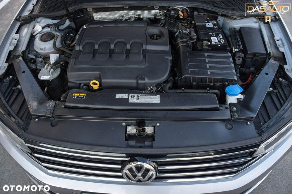 Volkswagen Passat - 36