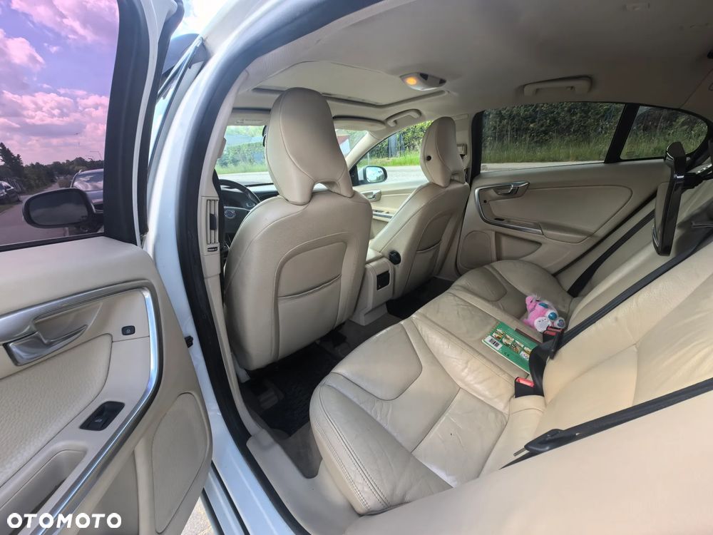 Volvo S60 2.5 T5 - 11
