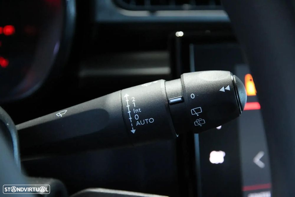 Citroën C3 1.2 PureTech Shine - 7