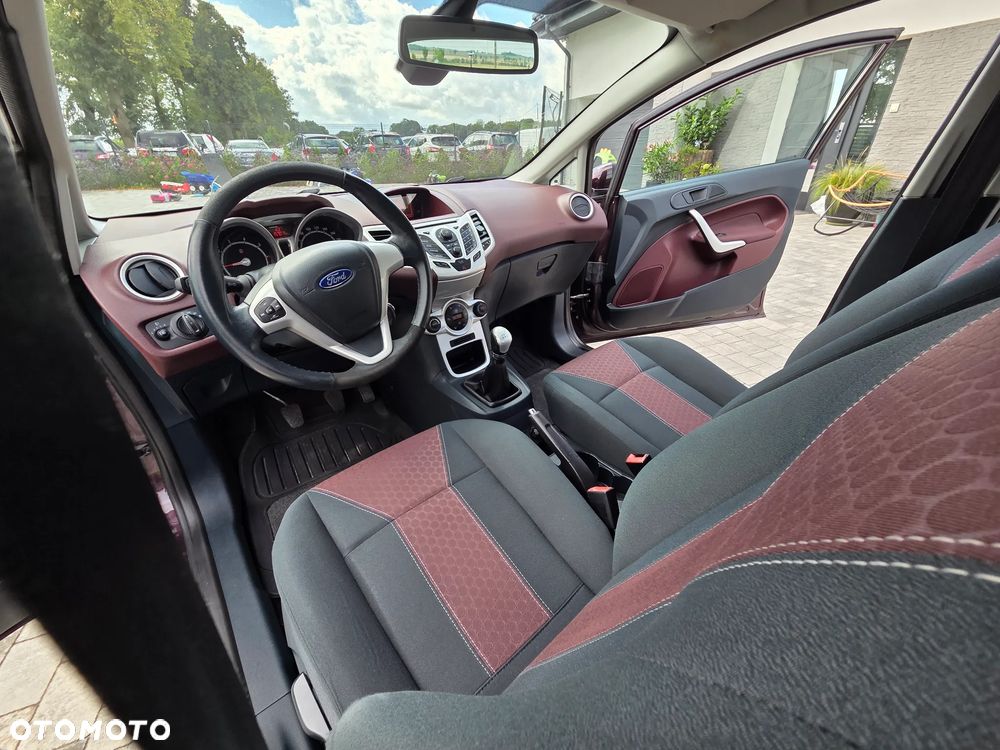 Ford Fiesta 1.25 Trend - 12