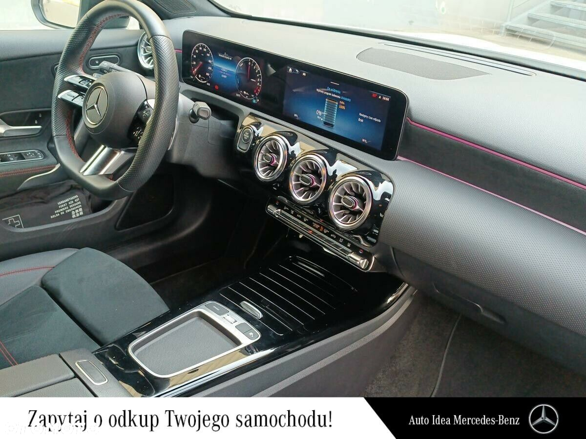 Mercedes-Benz Klasa A 250 e PHEV AMG Line 8G-DCT - 17