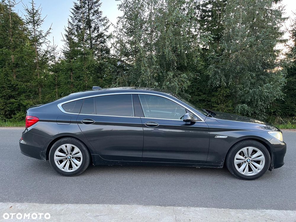 BMW 5GT - 16