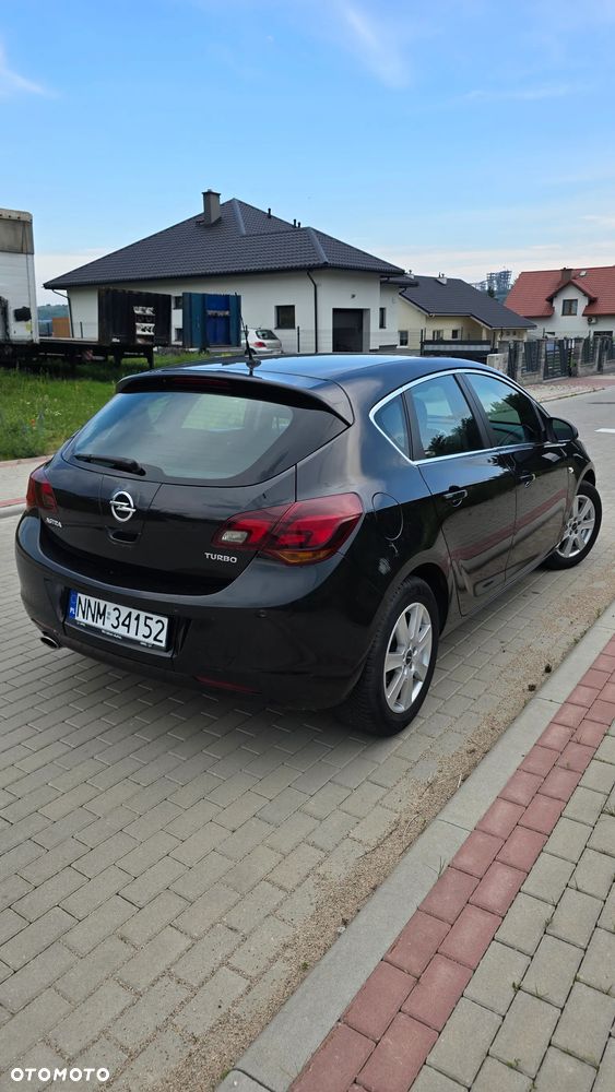 Opel Astra 1.4 Turbo Innovation - 4