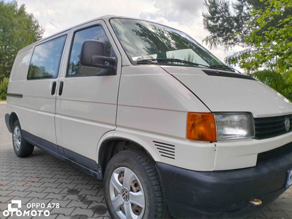 Volkswagen Transporter - 1