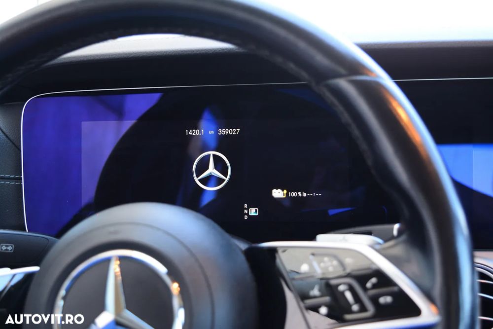 Mercedes-Benz E 300 de 9G-TRONIC - 11